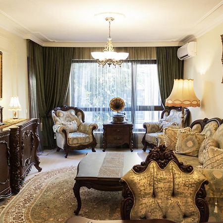 Central Luxury Antique Apartment Varna Dış mekan fotoğraf