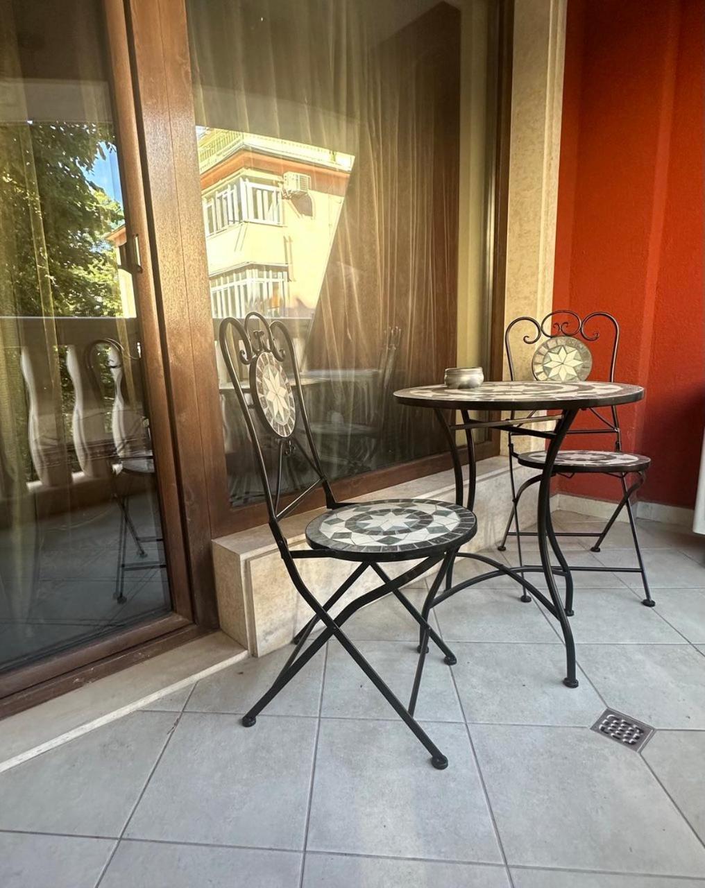 Central Luxury Antique Apartment Varna Dış mekan fotoğraf